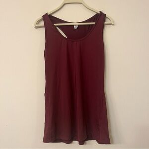Large women’s running maroon red Neleus tank top